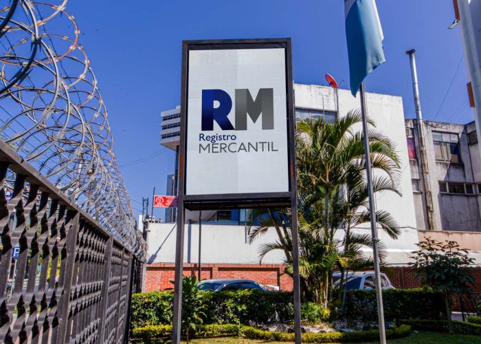 Pantalla LED para Registro Mercantil fabricada e instalada por Corpotek