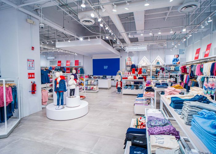 Pantalla LED para GAP, fabricada e instalada por Corpotek