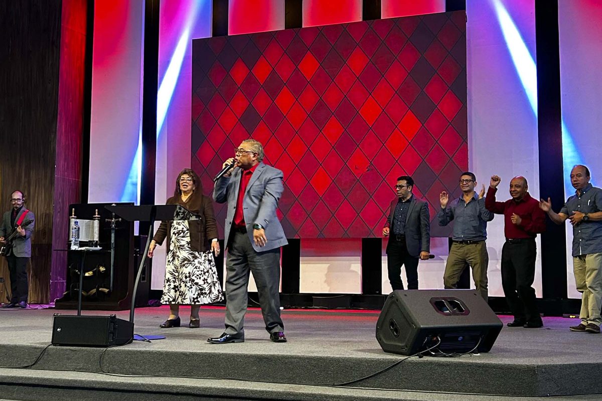 Pantalla LED en Iglesia Tabernáculo de Avivamiento, fabricada e instalada por Corpotek