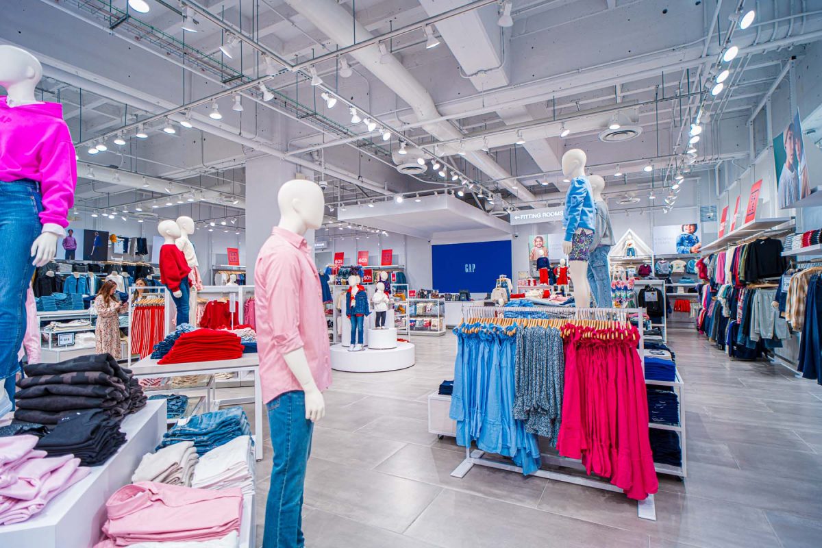 Pantalla LED para GAP, fabricada e instalada por Corpotek
