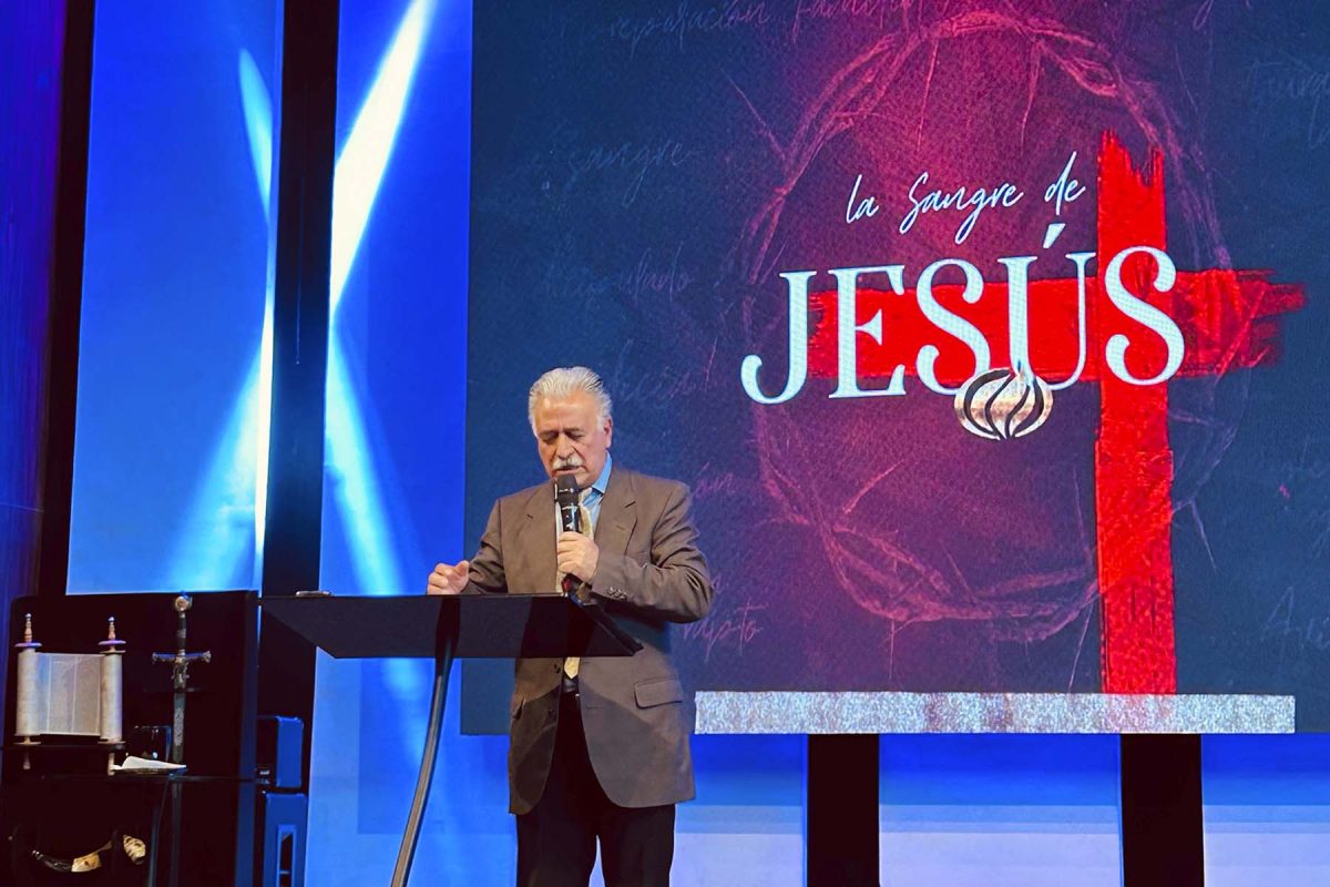 Pantalla LED en Iglesia Tabernáculo de Avivamiento, fabricada e instalada por Corpotek