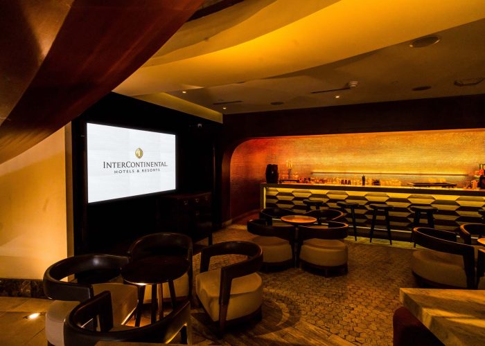 Pantalla LED para Hotel Intercontinental, fabricada e instalada por Corpotek