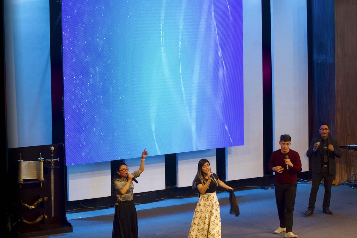 Pantalla LED en Iglesia Tabernáculo de Avivamiento, fabricada e instalada por Corpotek
