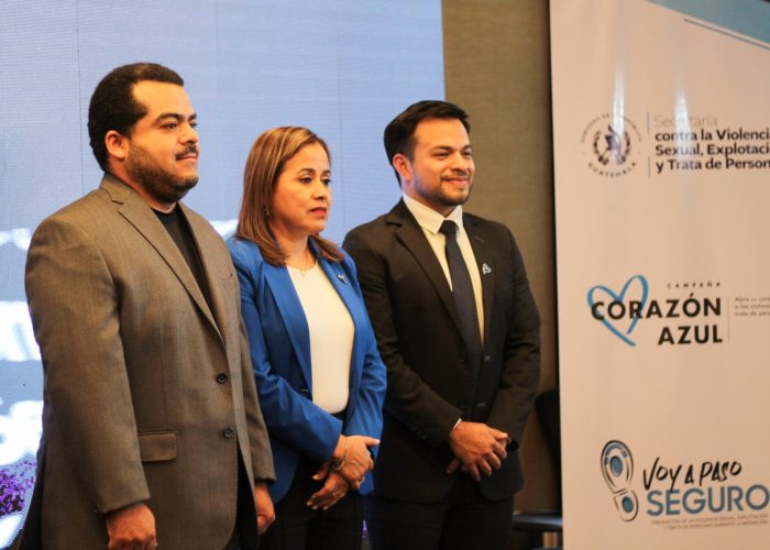 Ingeniero Francisco Reyes, Ceo de PubliLed, empresa que donará espacios para proyectar la campaña en las principales calles de la ciudad.