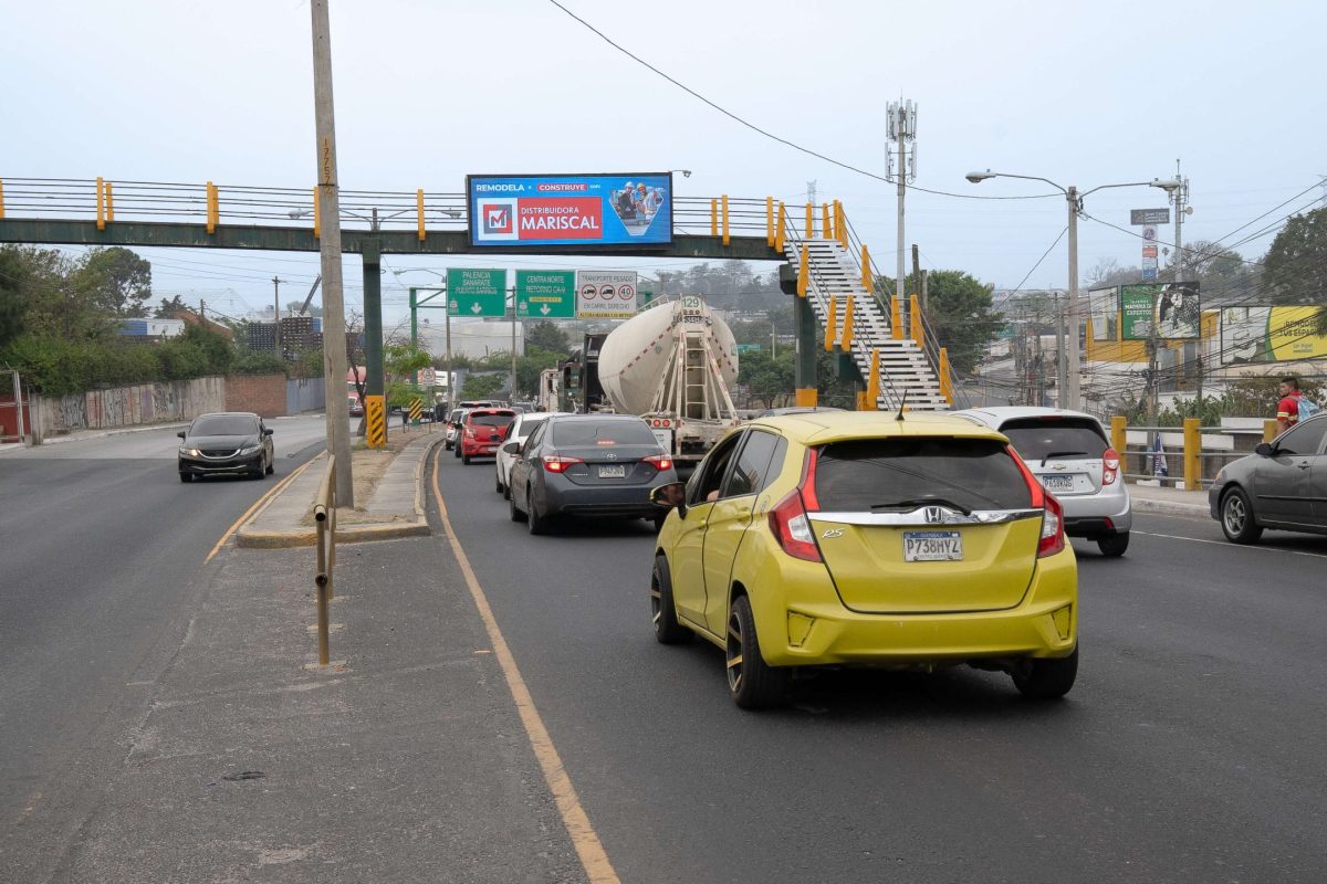 Pantalla PubliLED en Centra Norte, fabricada e instalada por Corpotek